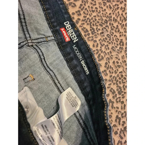 Denizen From Levi's Modern Shorts Women's Size 14 Denim 5-Pockets Cotton (AE13) - Picture 2 of 5